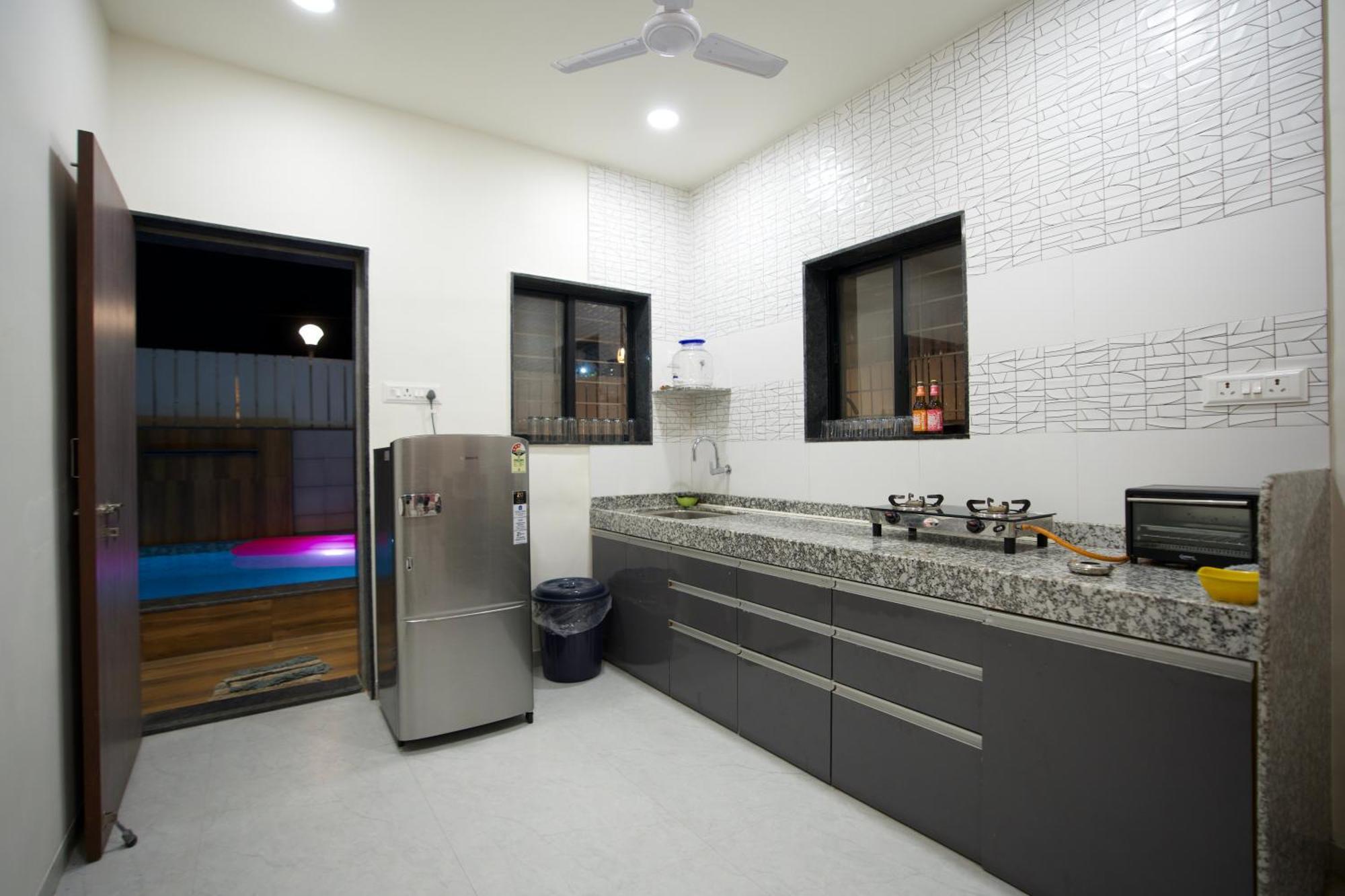3Bhk Starlight Villa ロナバラ エクステリア 写真